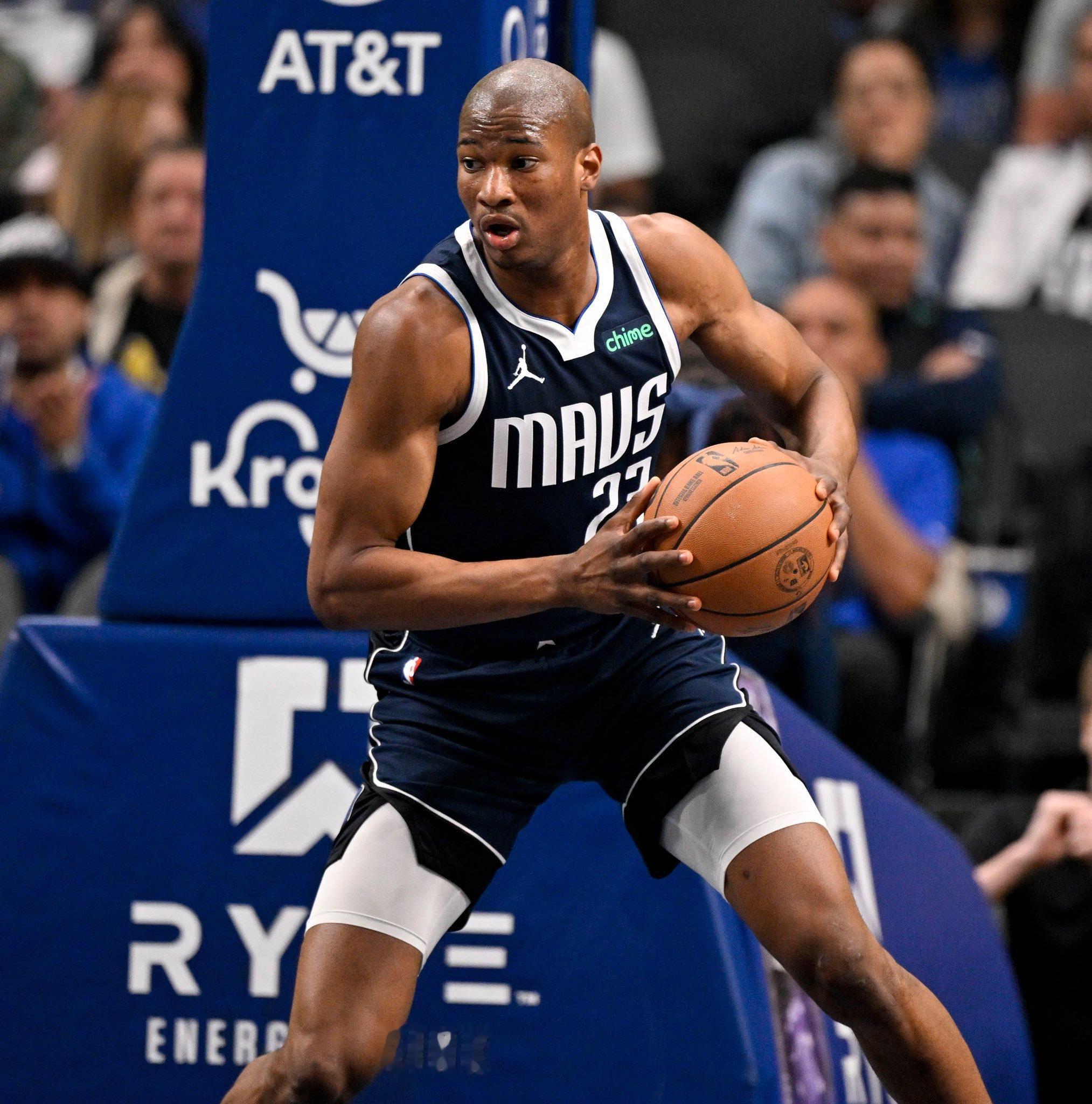 Haynes：迈阿密热火今天试训凯·琼斯。NBA自由市场 ​​​