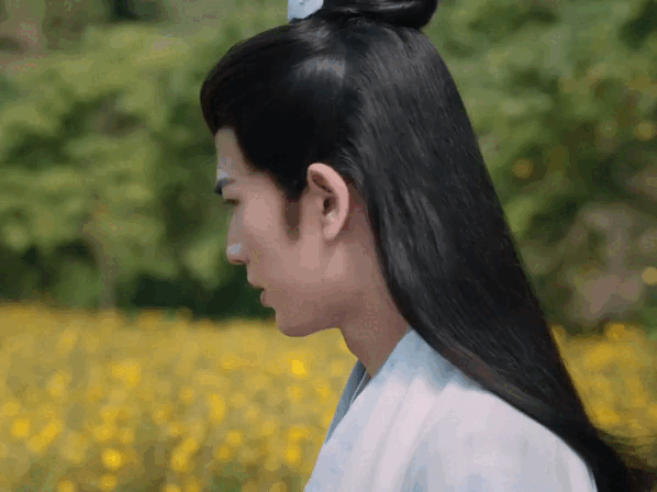 #度华年首发预告片#哇塞，度华年的首发预告片简直是一场视觉盛宴！每一帧都美到让人
