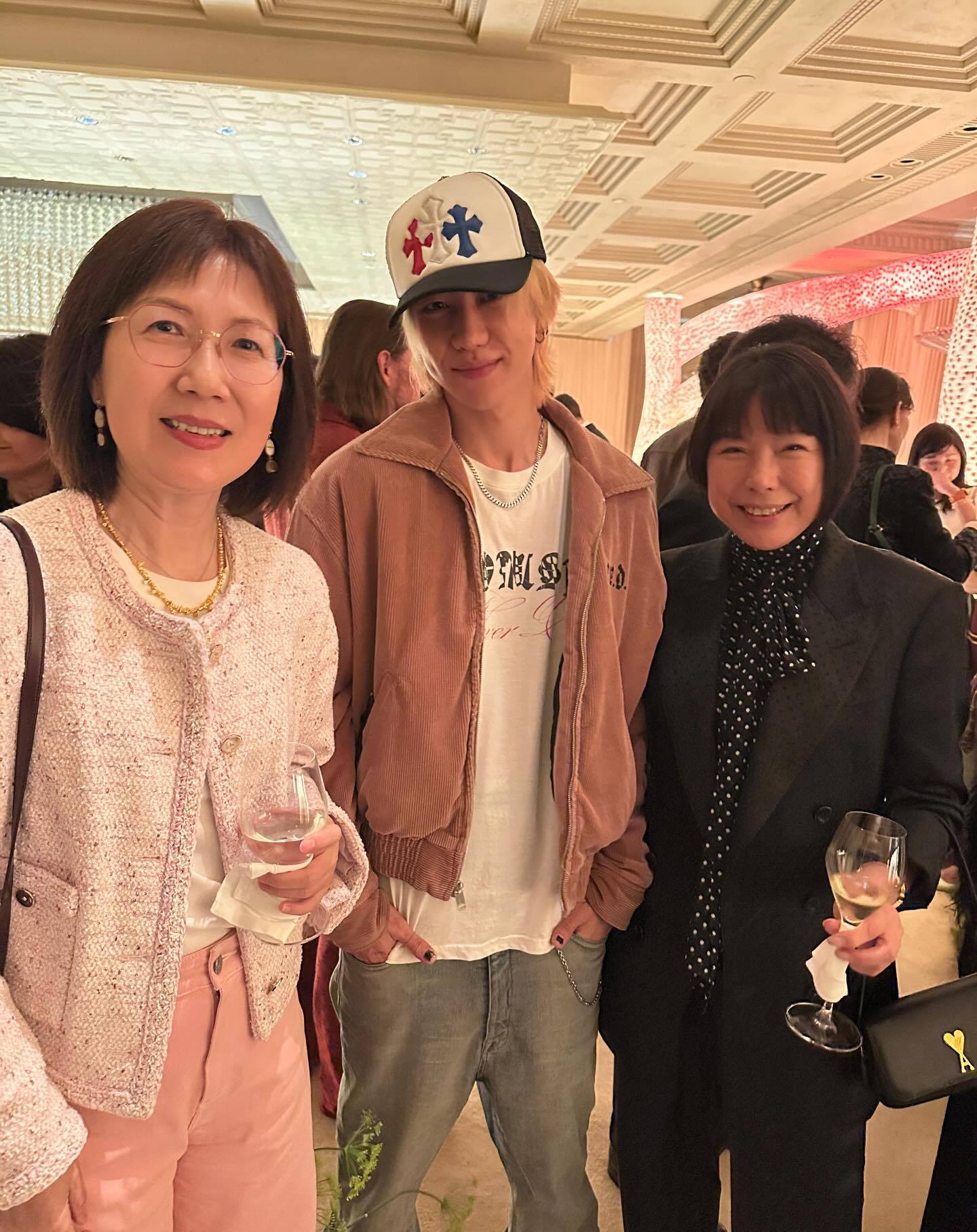 掉落一张前 VOGUE China 主编 Angelica 与徐明浩 The8 