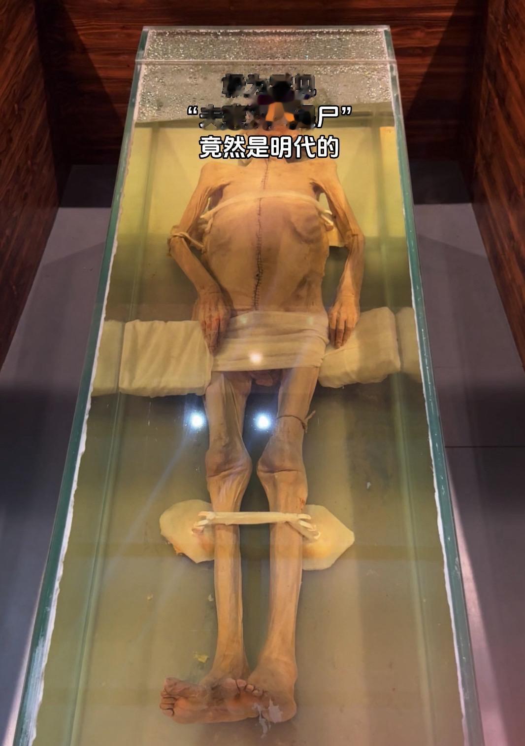 爱情的极致浪漫：生同衾 ，死同穴  回望这份深情，再看看如今快餐式的感...