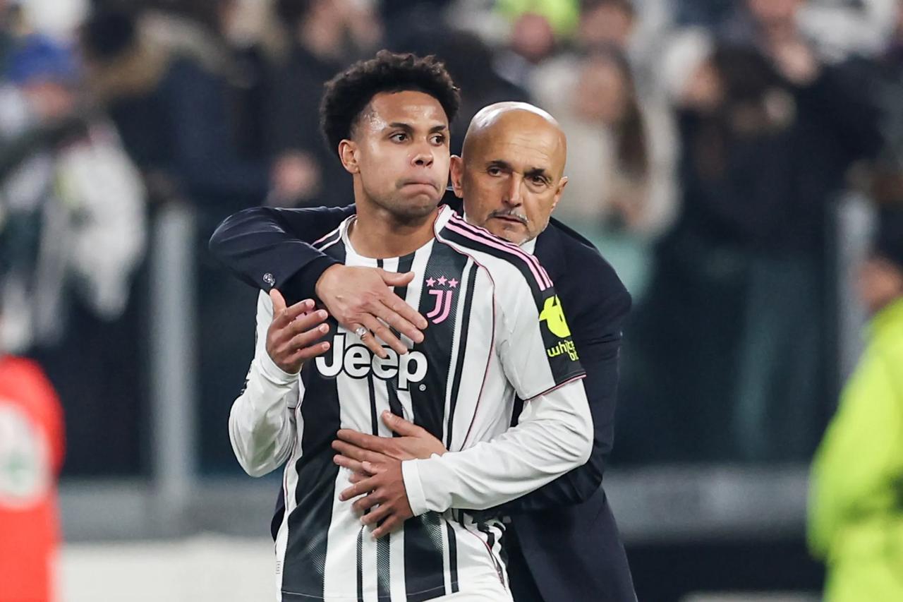 斯帕莱蒂：“麦肯尼是一位不可思议的球员：他总能赢得一对一的对抗，他可以胜任多个位