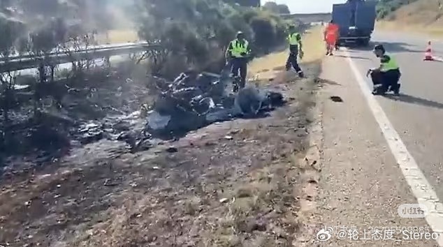 球员若塔车祸事发时疑超车爆胎这事情固然可惜，失去了一位前途无量的球员但是别在这件