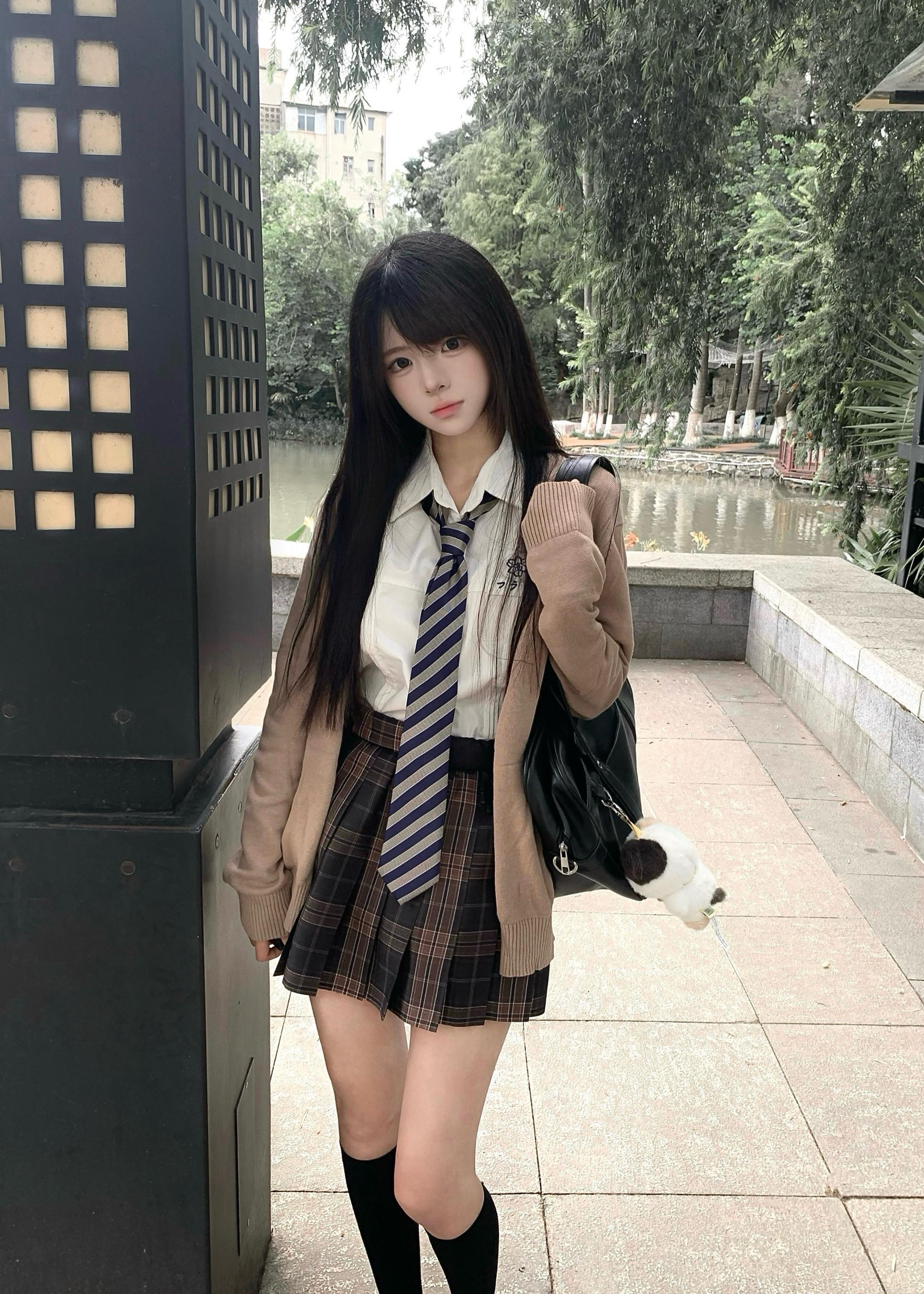 人总在不经意间拥有 又在不舍时失去