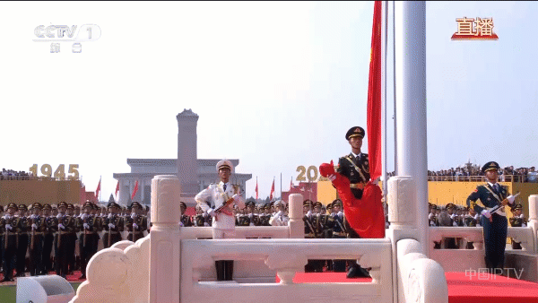 真的是热泪盈眶！祖国繁荣昌盛！九三盛大阅兵阅兵直播 ​​​