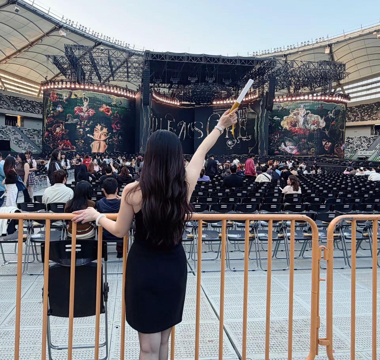 这次你走出了屏幕，而我放下了耳机🎧蔡依林pleasure 演唱会