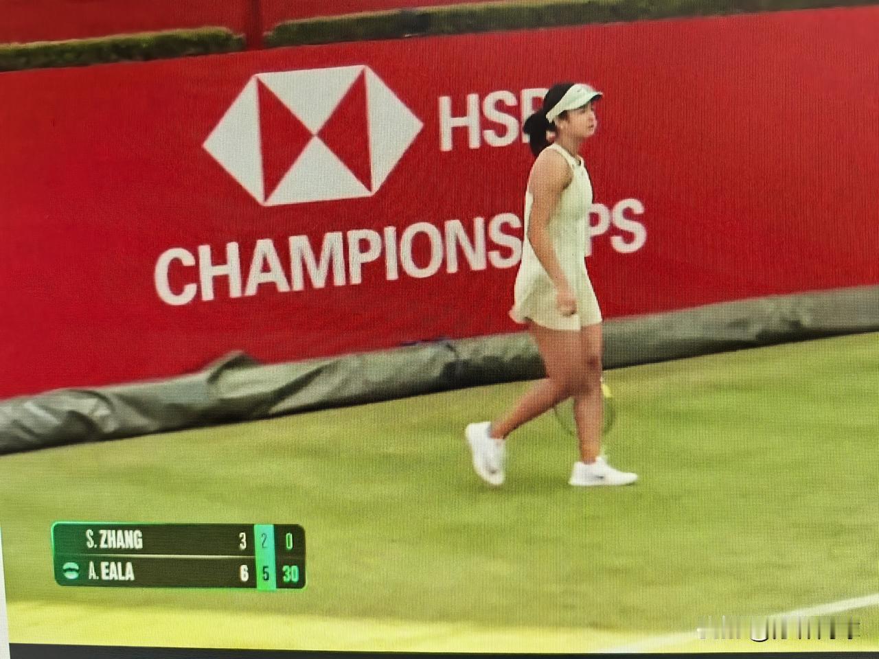 WTA500伦敦站首轮
🇨🇳张帅3-6/2-6不敌🇵🇭埃拉
无缘晋级。
