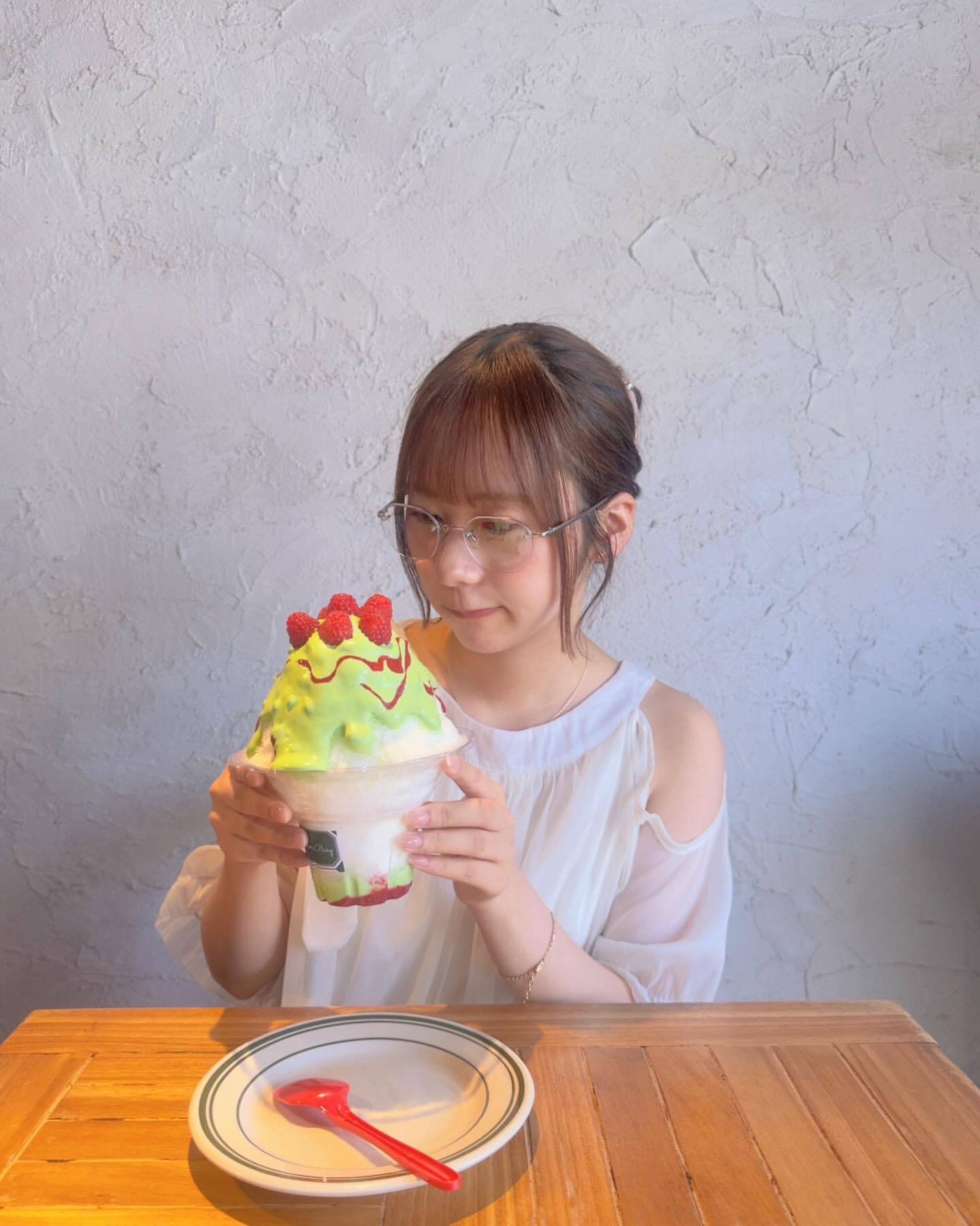 石塚瑶季💎「いちごピスタチオかき氷🍧✨」たまにゃんぐらむ ​​​