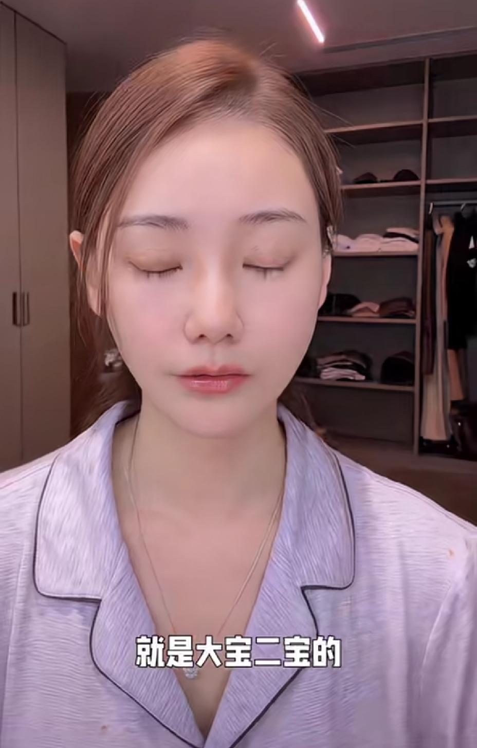 马筱梅说不让小玥玥小箖箖，跟她还有小汪宝同框，怕招来她们的粉丝攻击谩骂。
看来马