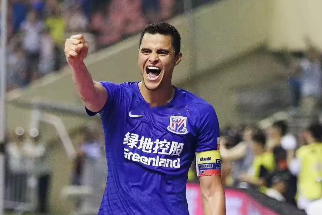 4月24日讯  4月24日，上海源深体育中心进行的2026“绿茵怀旧足球友谊赛”