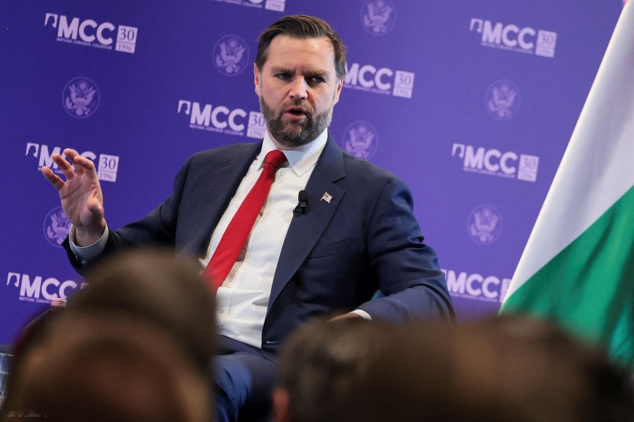 美副总统万斯，重磅表态。

当地时间4月8日下午，在“以最大空袭致黎巴嫩超800