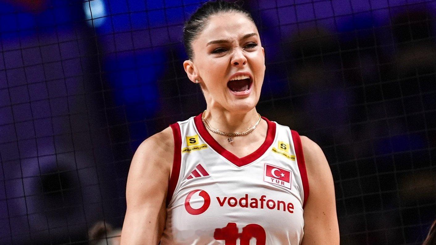 🏆 VNL 总决赛拦网榜🔝 总拦网（局均拦网）🇧🇷 10 x 卢齐亚 (