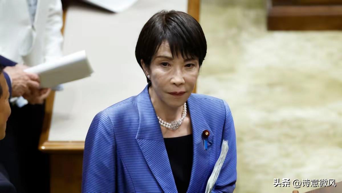 日本自卫队官侵闯中国大使馆，中国在等高市早苗给个交代。
 
光天化日之下，一名身