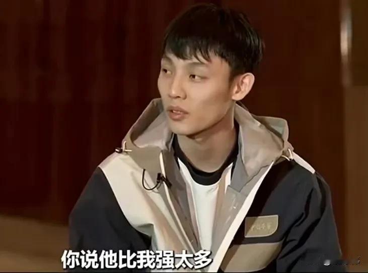 河村勇辉比徐杰强很多吗？徐杰在接受采访的时候表示，他不觉得河村勇辉比自己强太多！
