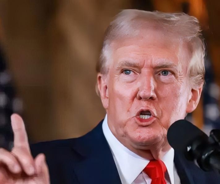 就问美国慌不慌？

中国随便一出手，就拿捏美国的命脉。

当地时间12月18日美