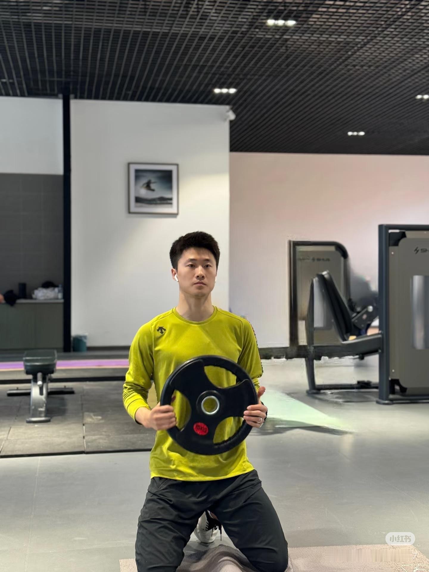 王心迪徐梦桃 金牌夫妻恭喜两位米兰摘金！🎿王心迪私下也是网球boy哦～🎾自由