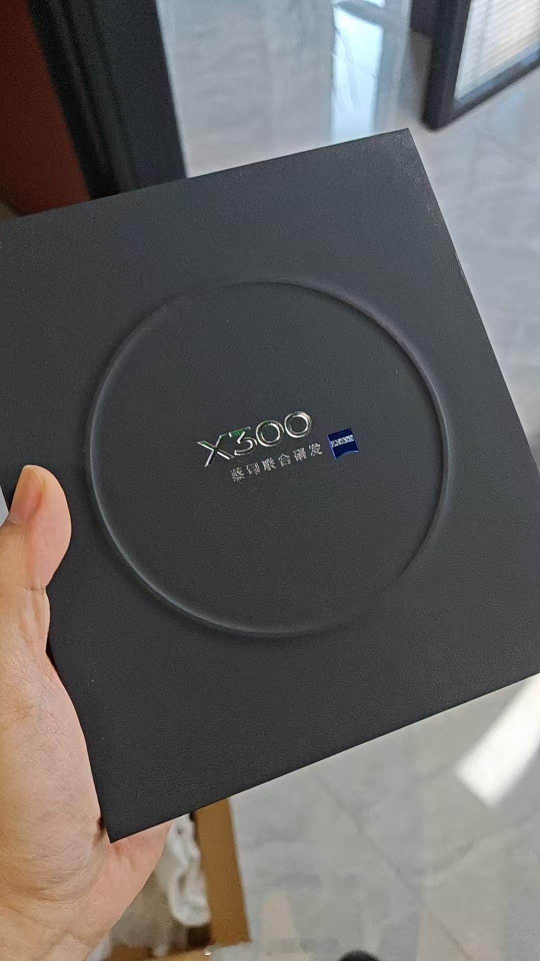 vivo 开箱了开箱了。 