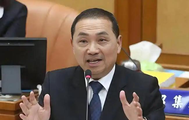 5月5日上午，赖清德结束斯威士兰“偷渡”行程，到达桃园国际机场时发表谈话强调：“