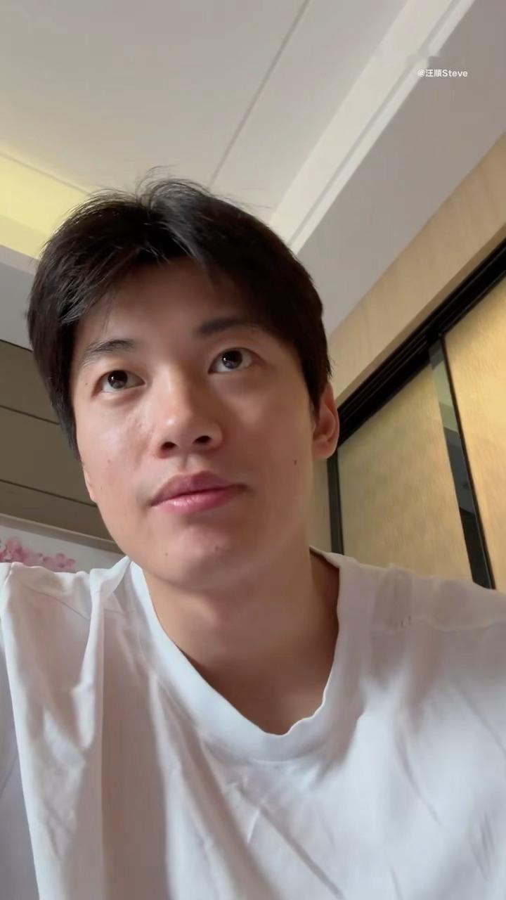 好喜欢顺儿说完继续向前走之后的那个“对”还有用气音发出的嗯…在全运比赛结束后的肯