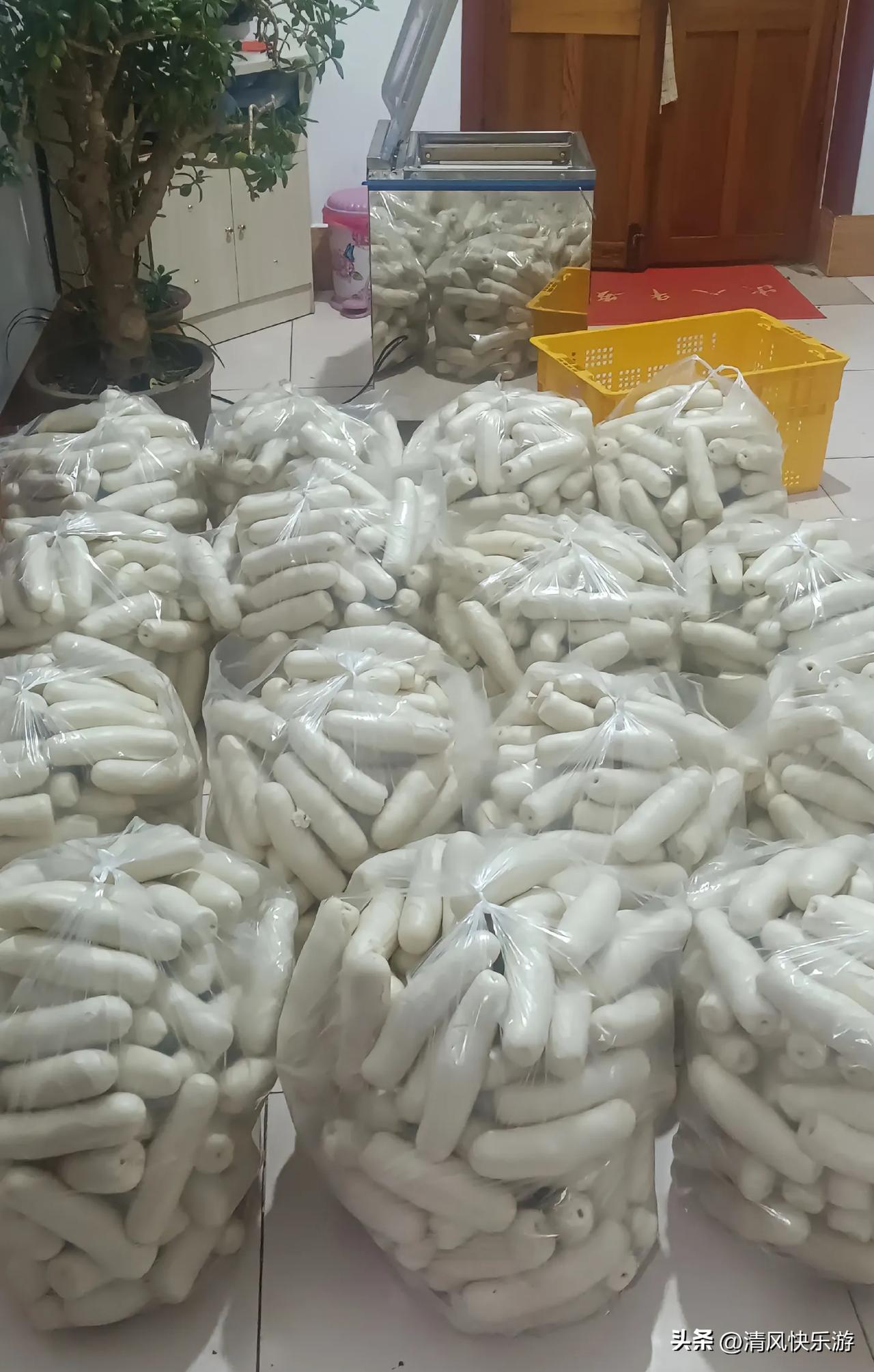 气死我了，周末了人家都可以休息两天了，可是对我这电商人来说想都不敢想。订单多到打