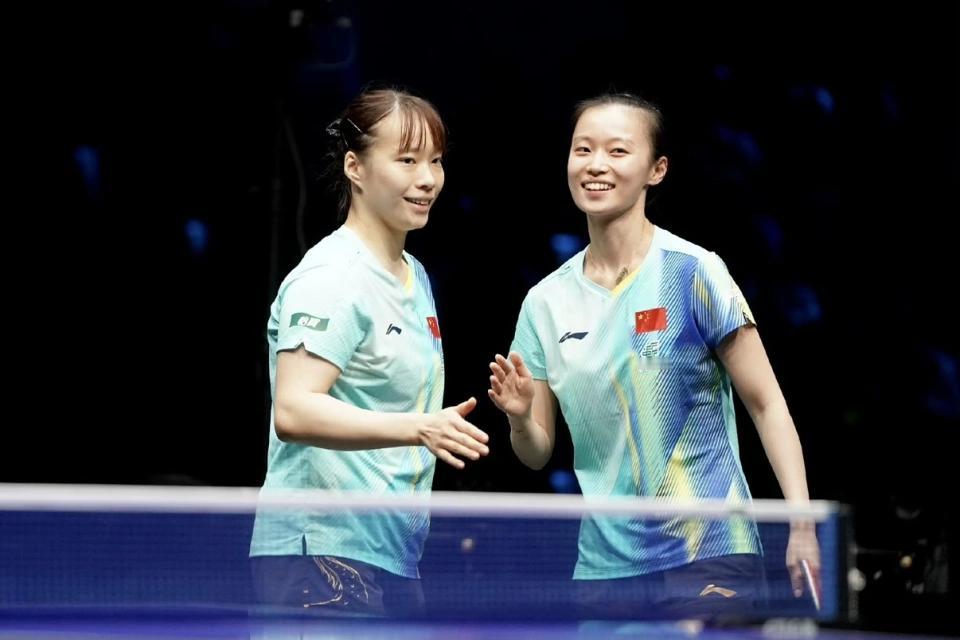 女双首轮，石洵瑶/韩菲儿0-3输给张本美和/大藤沙月，三局加起来才拿19分。
很