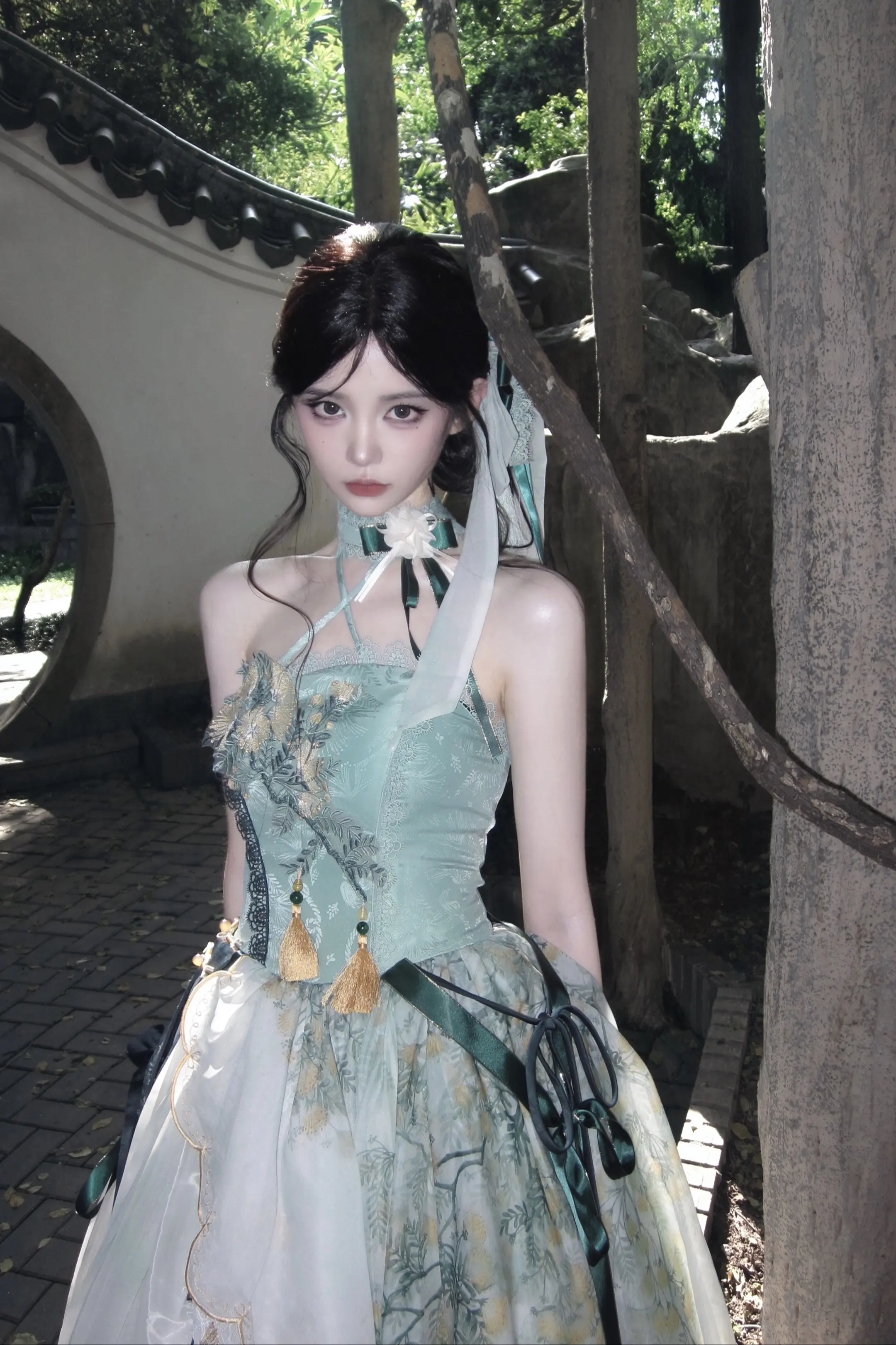 不愧是叶澜依.. 这条上身真的好美好美！