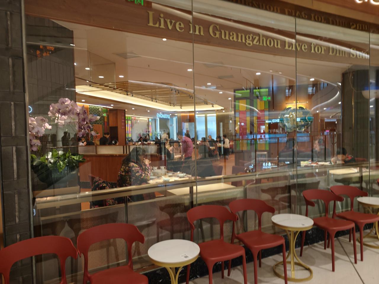 伊朗只要没几天，就会发出来几波导弹，以色列连天发出警报声，战乱使得以色列经济发展