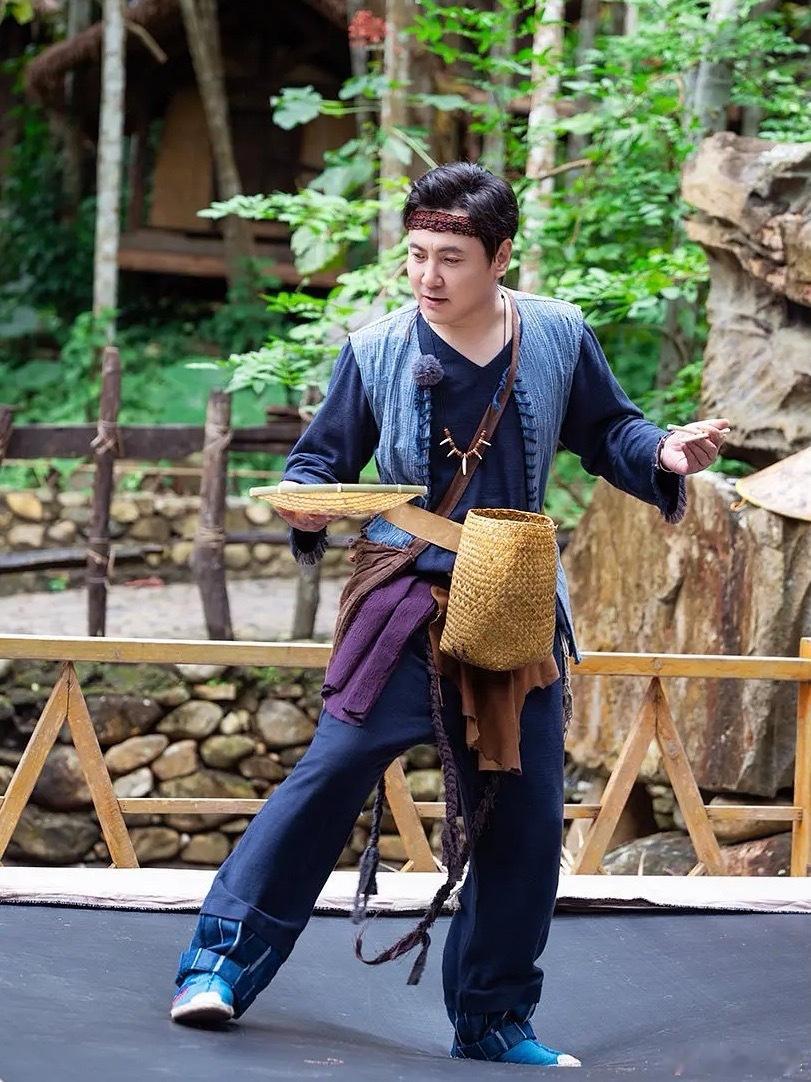 #一生爱抓马的沈马##考古的风吹到沈腾马丽了# 夏日的笑声，由沈腾、马丽在《麻花