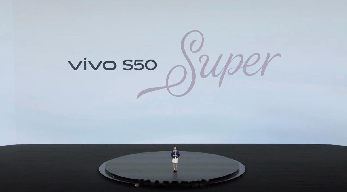 vivo S50发布会开始，小田这个开场太美了小田和vivo S50系列今晚Su