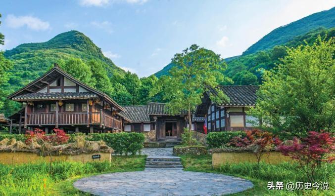 苟坝马灯照生死：周恩来晚年坦言，无毛主席红军必遭覆灭
 
阅读此文前，诚邀您点击