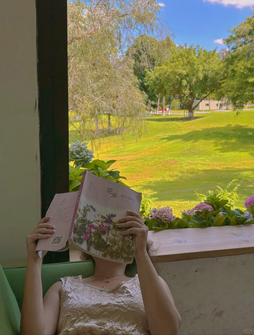 为了这扇窗🏞️请假也要去拍🤨