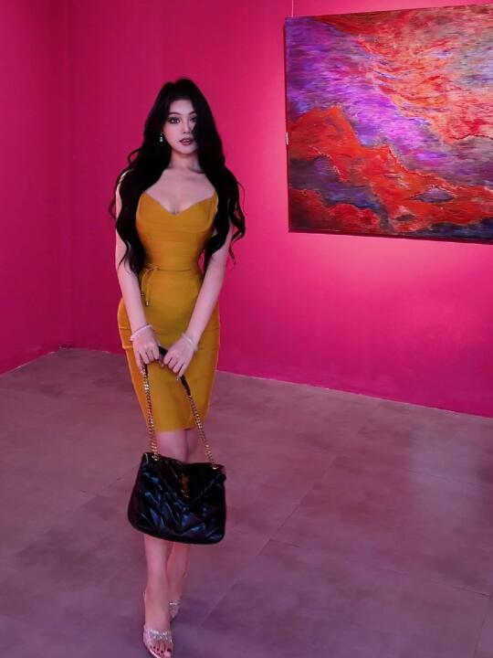 💖银川你进步了！商场里就能看到艺术展！