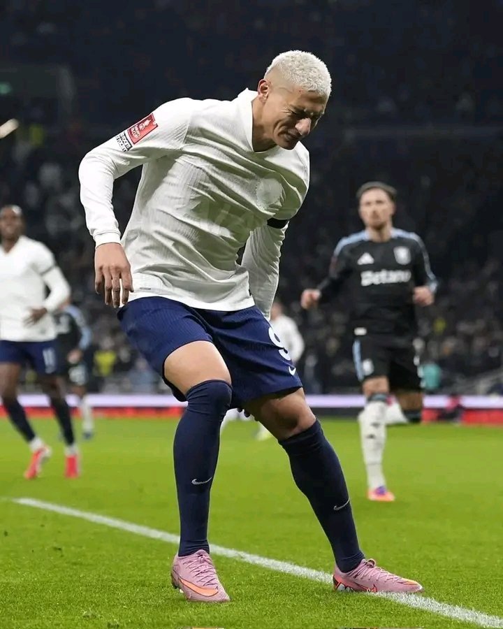 弗兰克：“理查利森的伤势确实令人遗憾，但他做得很好。有人告诉我，两年前他只踢了3