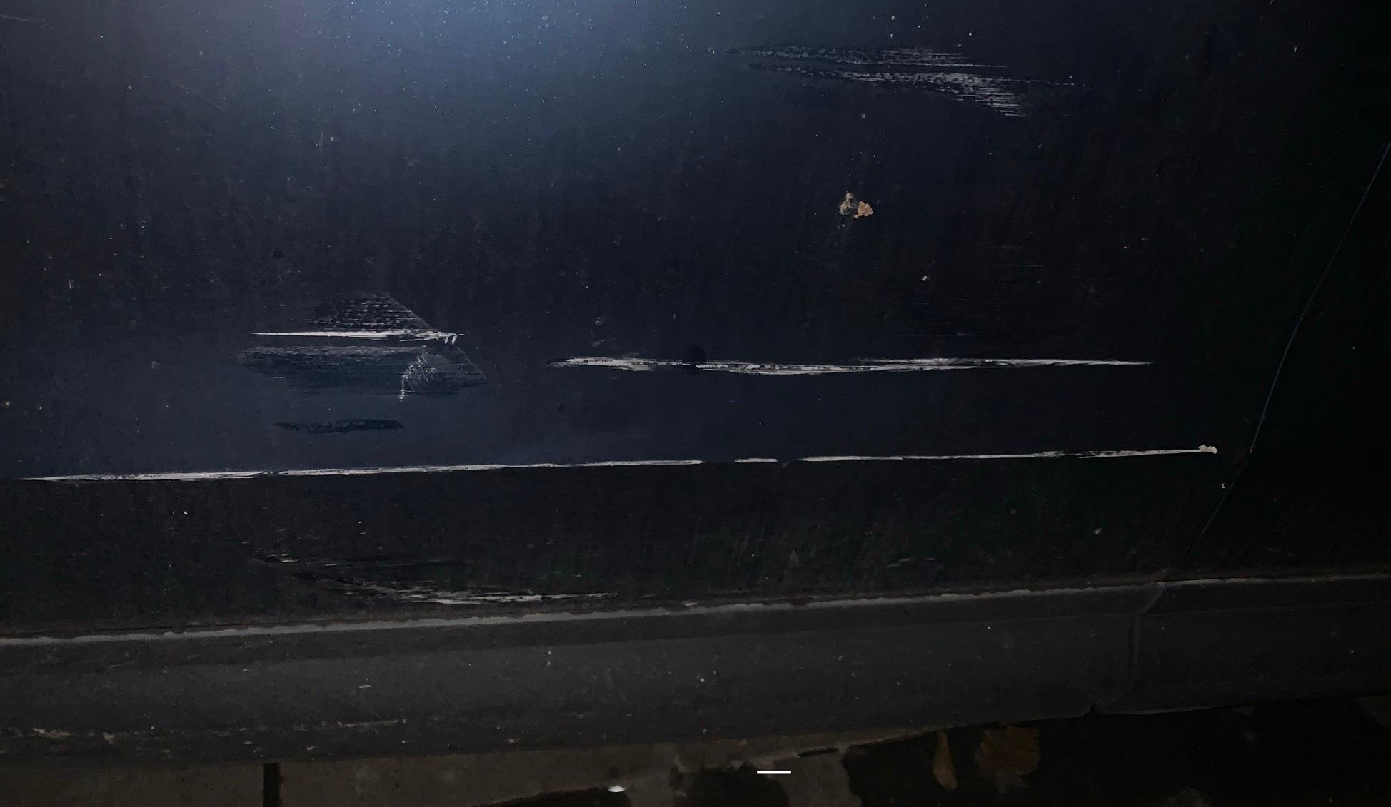 昨天夜里正准备打开王者大玩特玩的时候一个电话给我叫出去了，原来旁边车倒车入库的时