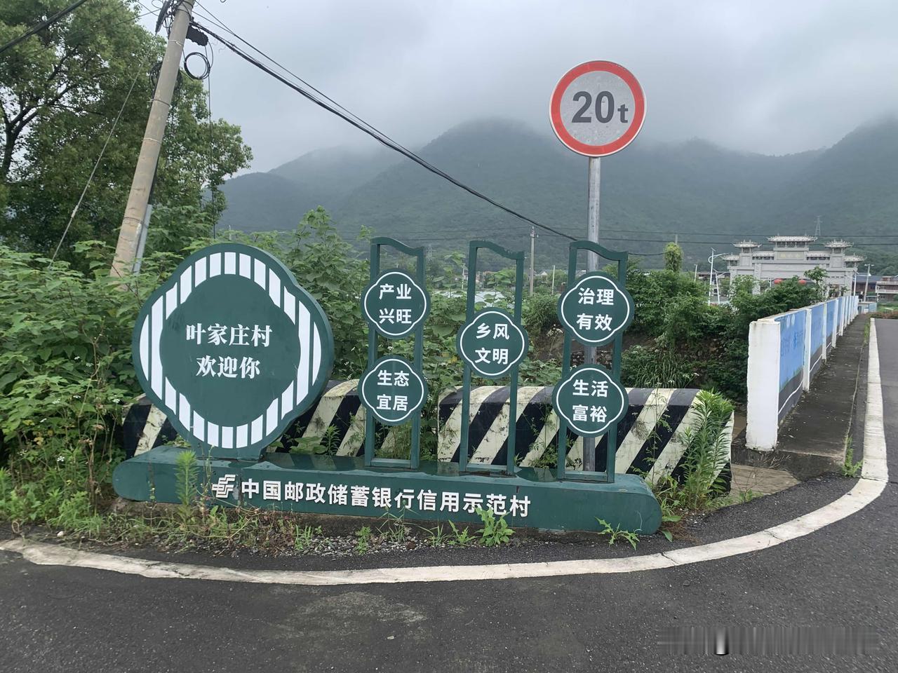 为什么象棋发展不好为啥如今象棋发展不尽如人意？入门玩的人很多，但年轻人参与度低。