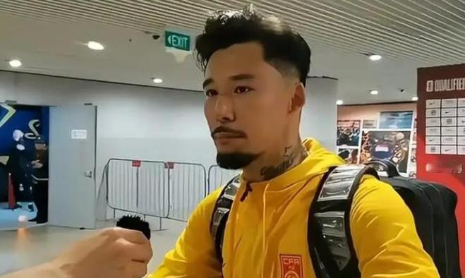 胜利不是同样属于张琳芃和颜骏凌吗？中国网络有些舆论的调调也同样是中国足球落后的一