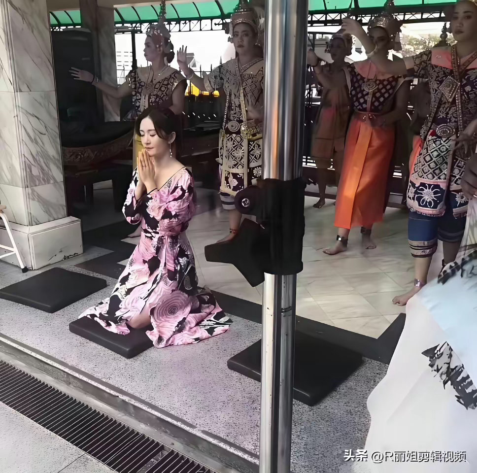 谢娜夫妇身家早财富自由了，都有几辈子花不完的钱，她还到庙里求什么？ 我发现有钱人
