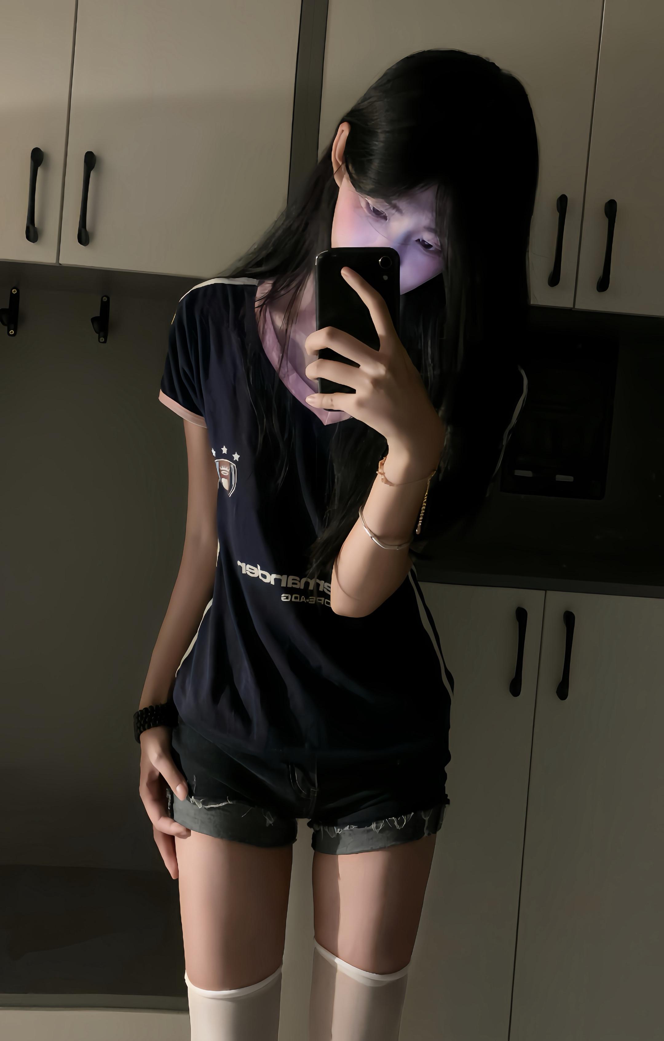 你说你最恨那些伤害过我的人 那现在呢 你恨自己吗