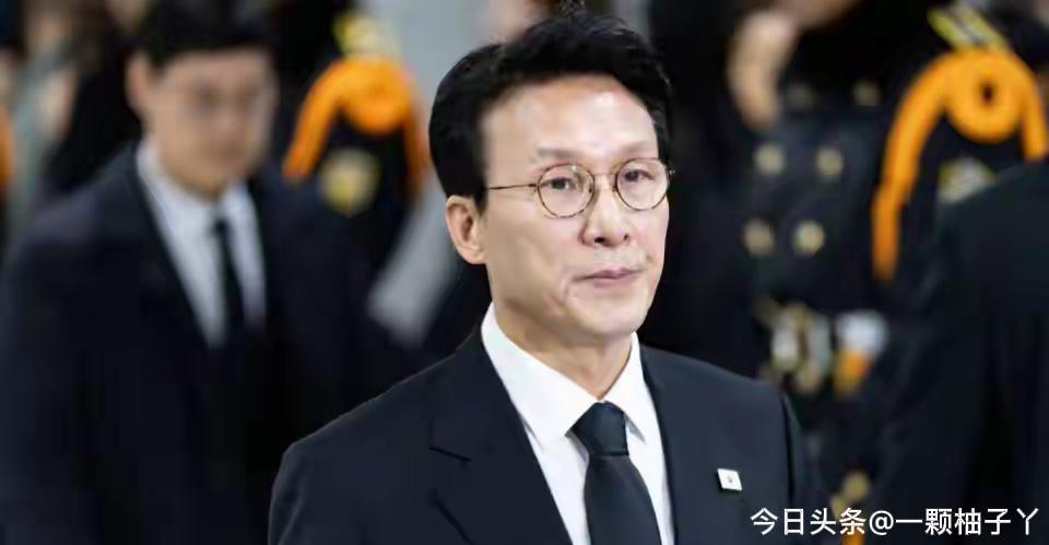 韩国总理原定访华并参加博鳌论坛，出发前一天突然宣布取消，官方给出的理由是中东局势