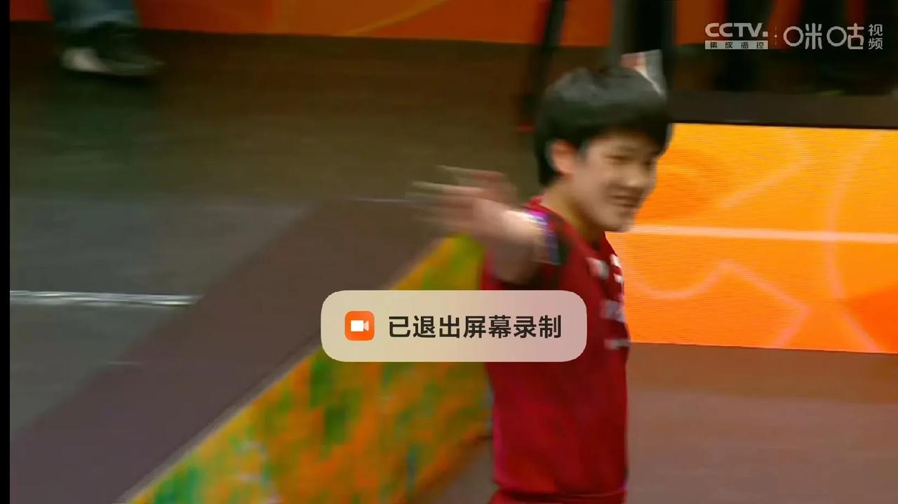 震惊！国乒失陷！

亚锦赛，独苗林诗栋被张本3:1击败。屈居亚军。王晧也呆了！