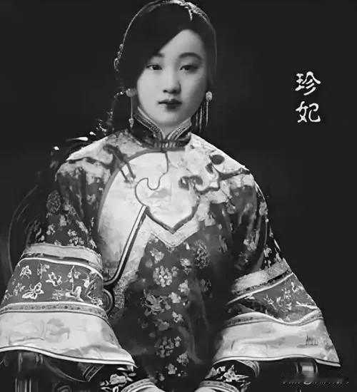 珍妃挨打的真相：不是宫斗争宠，而是触碰了慈禧的底线
 
1894年，几个太监不顾