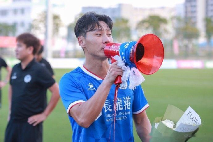 深圳青年人祝福韩光徽：生涯二十余载，用坚韧热爱诠释"球员"重量