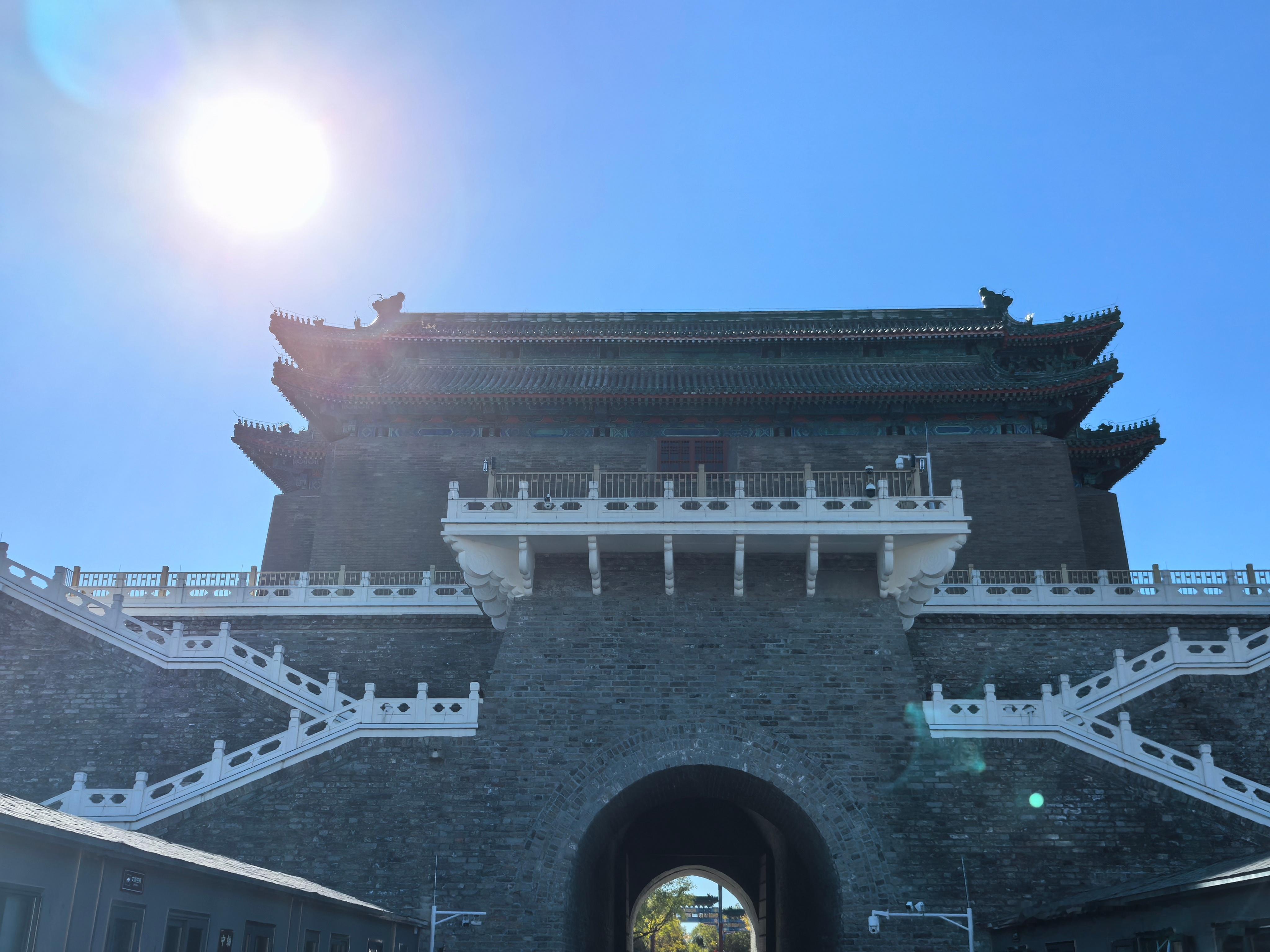 金秋观赛季 北马之后，顺路逛逛前门，钱币博物馆很好逛，不虚此行。吃个无印良品。回