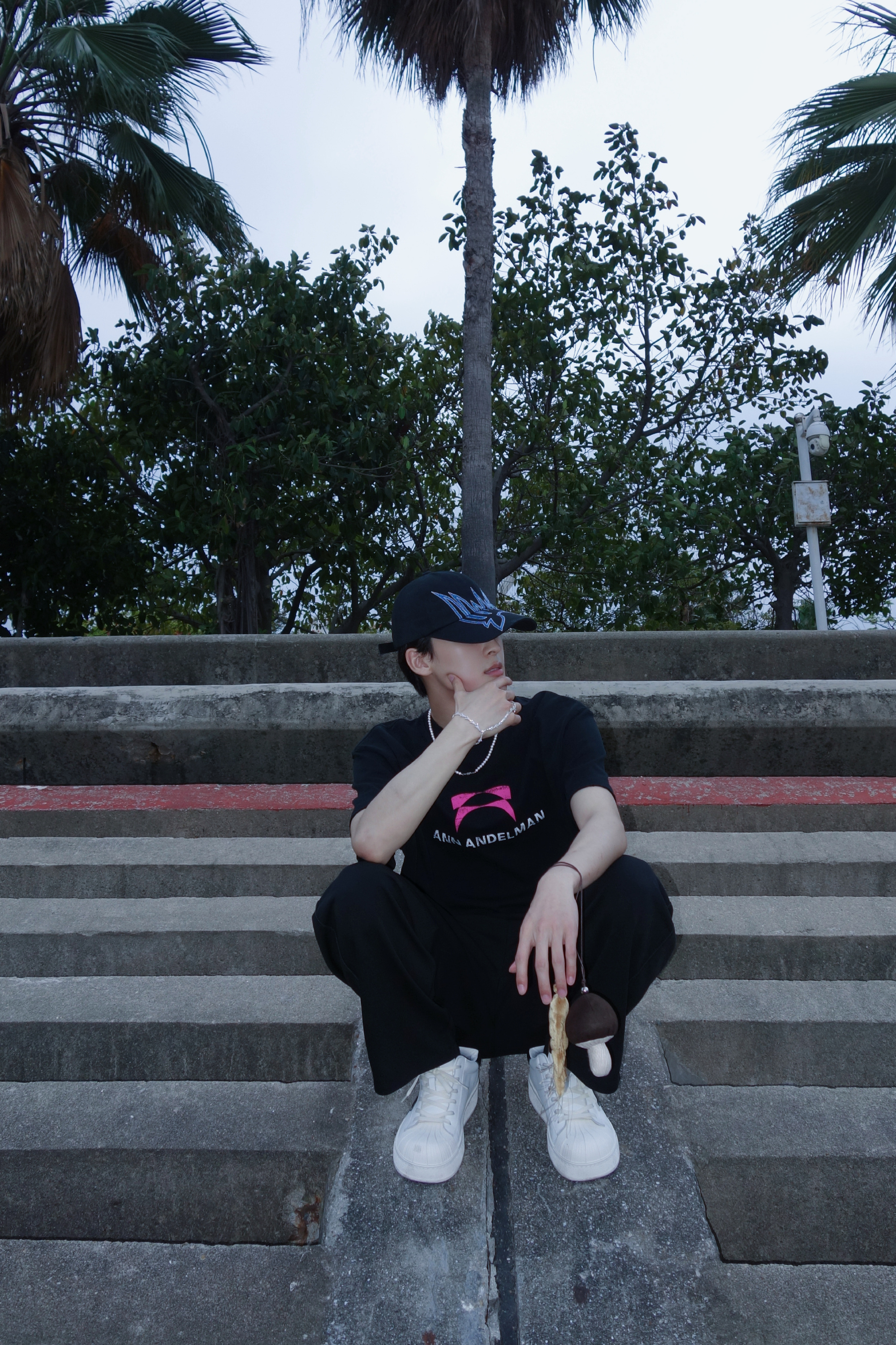 何洛洛 💙何洛洛古乐风华录💙何洛洛宝珠这世间的诱惑纷繁复杂，可对我而言，最好