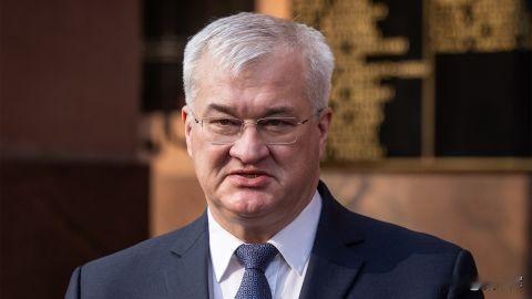 【乌外长瑟比加：对乌战争是普京的失败，理由有三】
 
2月4日，乌克兰外长瑟比加