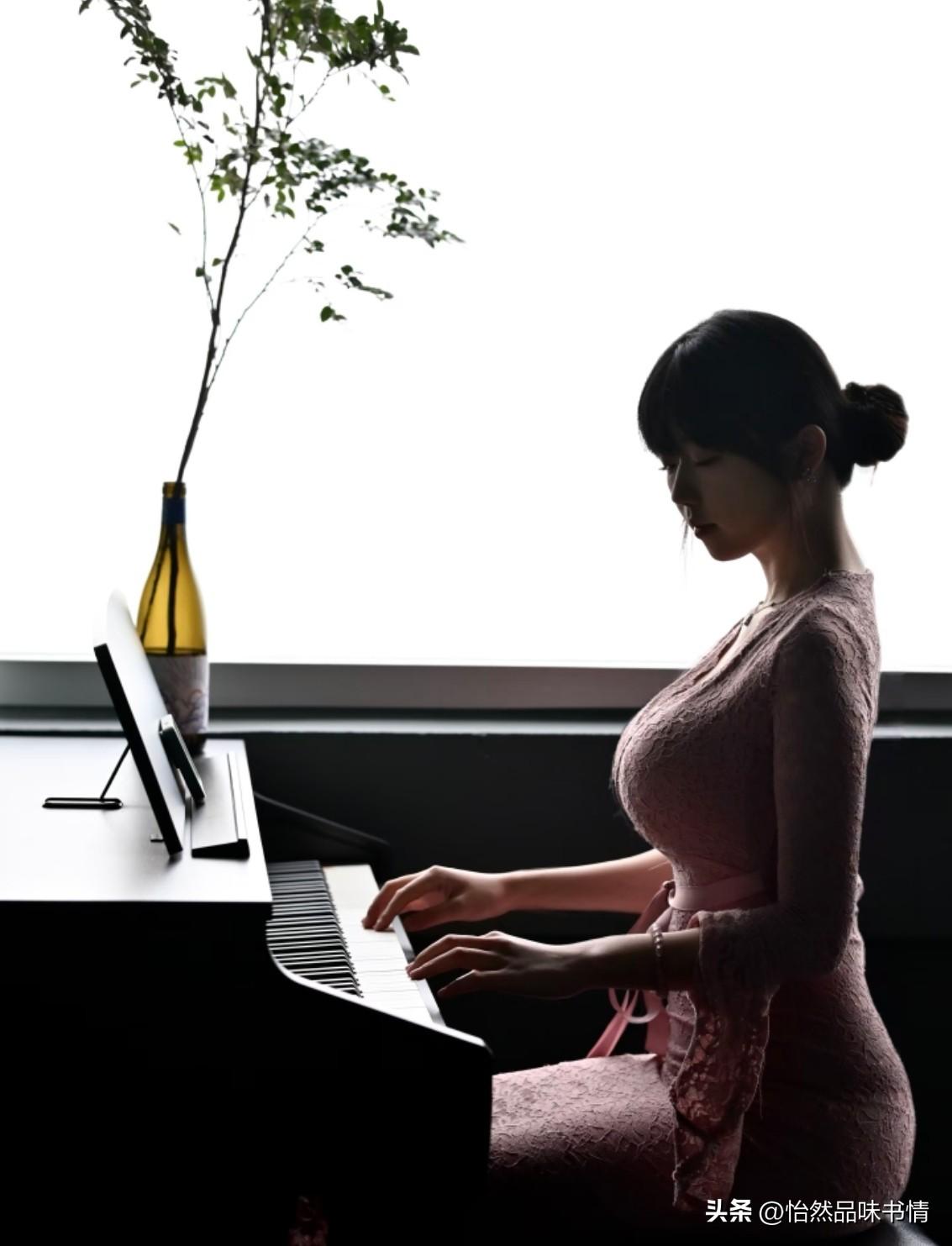 其实幸福真没那么复杂，它和钱有关系，但不是最关键的。很多人有钱了，照样不开心、睡