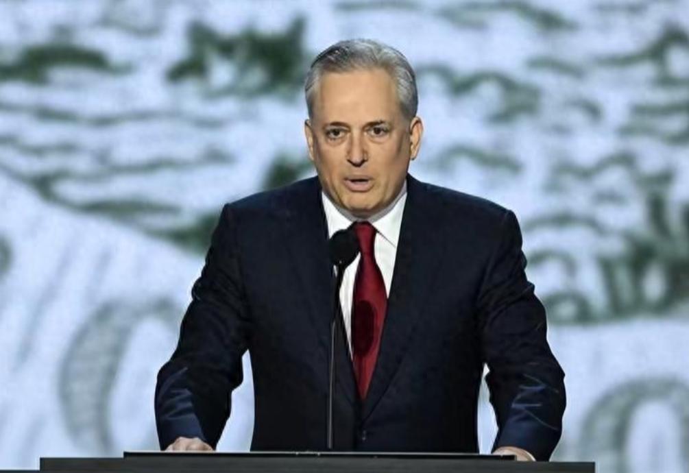 美荷两国同时发声，对中国独立研发的光刻机技术给予了强烈批评。

2026年3月1