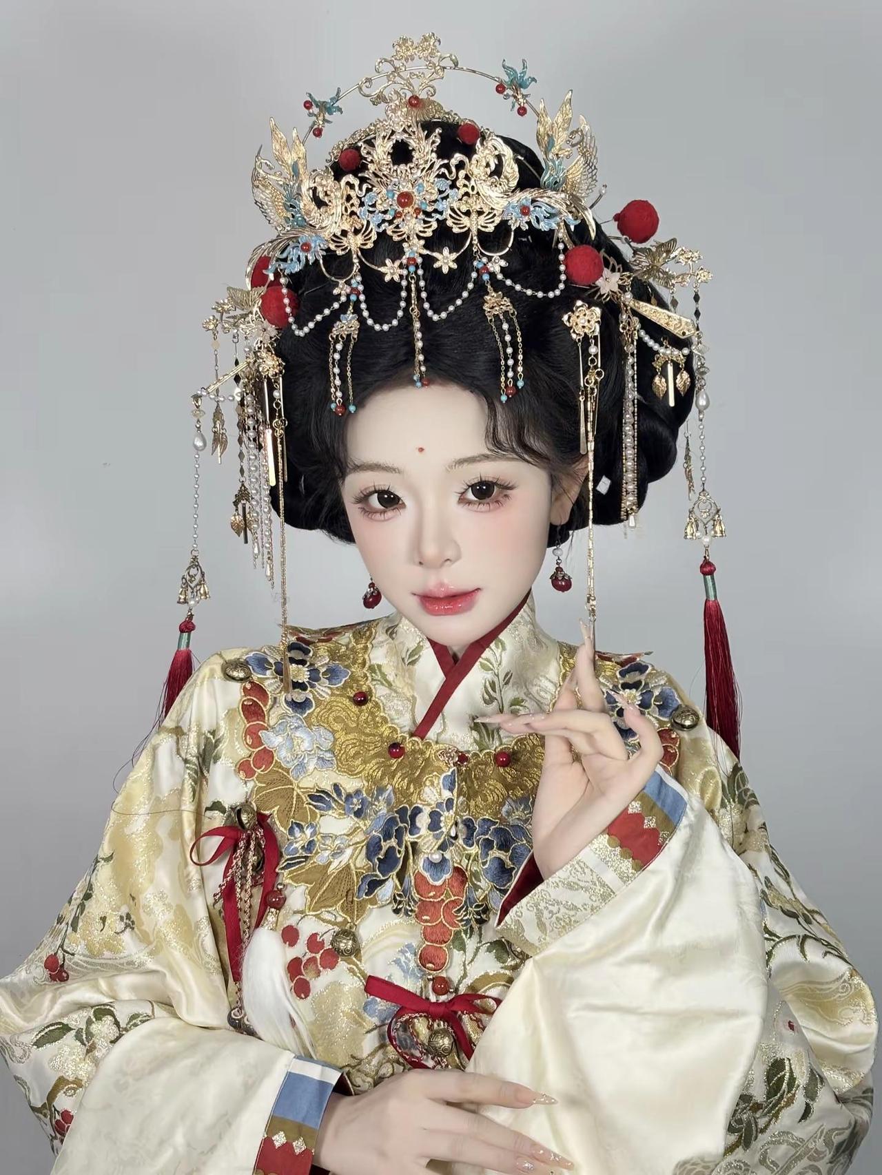 明制贵女来啦。西安汉服妆造 两只老虎妆造 明制