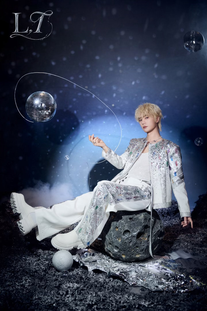 陆虎线下见完线上见 虎吉的愿望共享计划又来了，陆虎下线刚唱完上线接着聊。新发色解