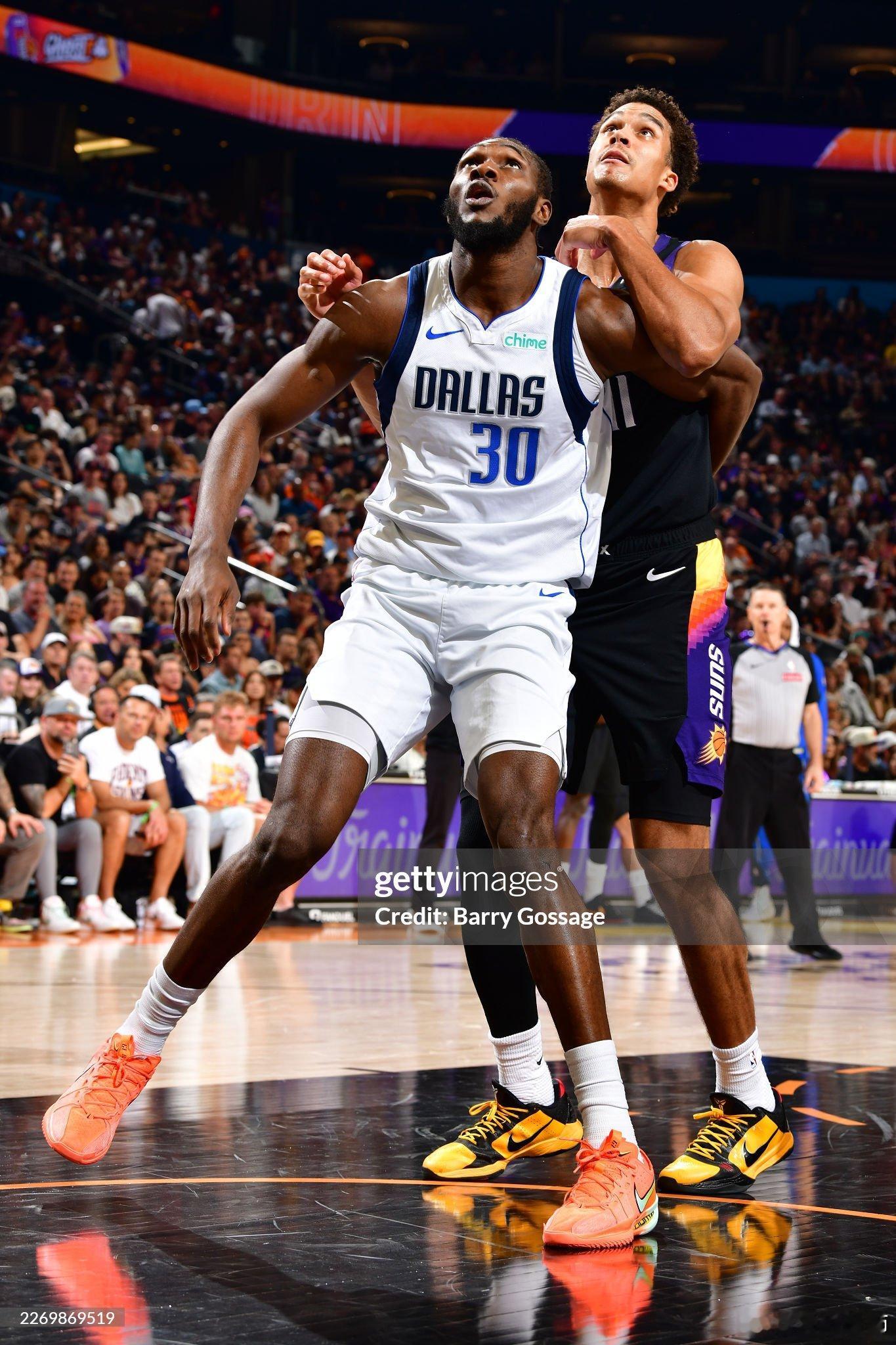 MFFL 来自Shams的消息。西塞￼与尼克斯￼达成一份邀请合同。这是一份2年合