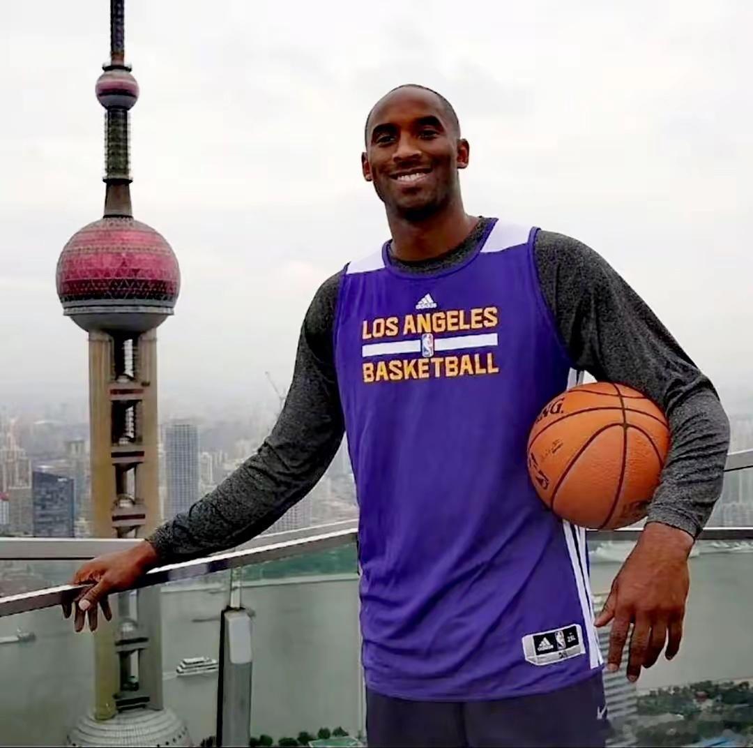 凌晨四点🕓💜💛科比KobeBryant凌晨四点